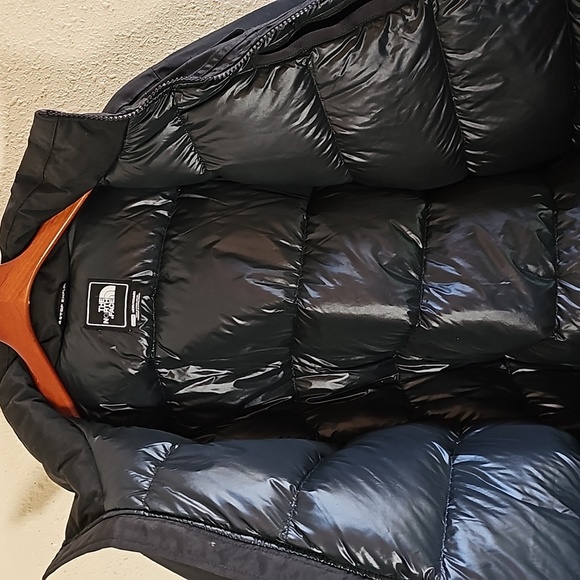 The North Face Parka HyVent Goose Jacket. - Picture 7 of 10